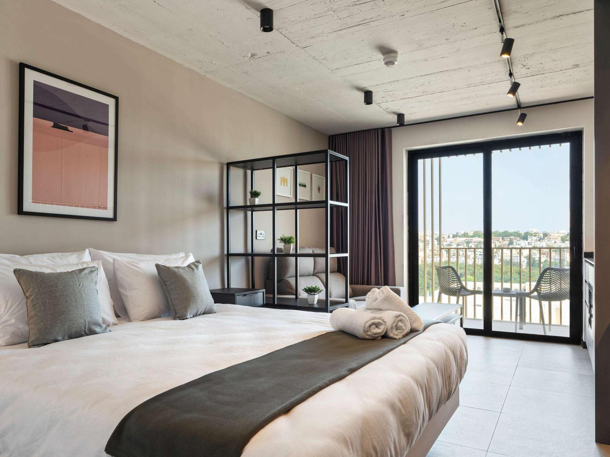 Aparthotel Adagio Malta Central Мсида Екстериор снимка